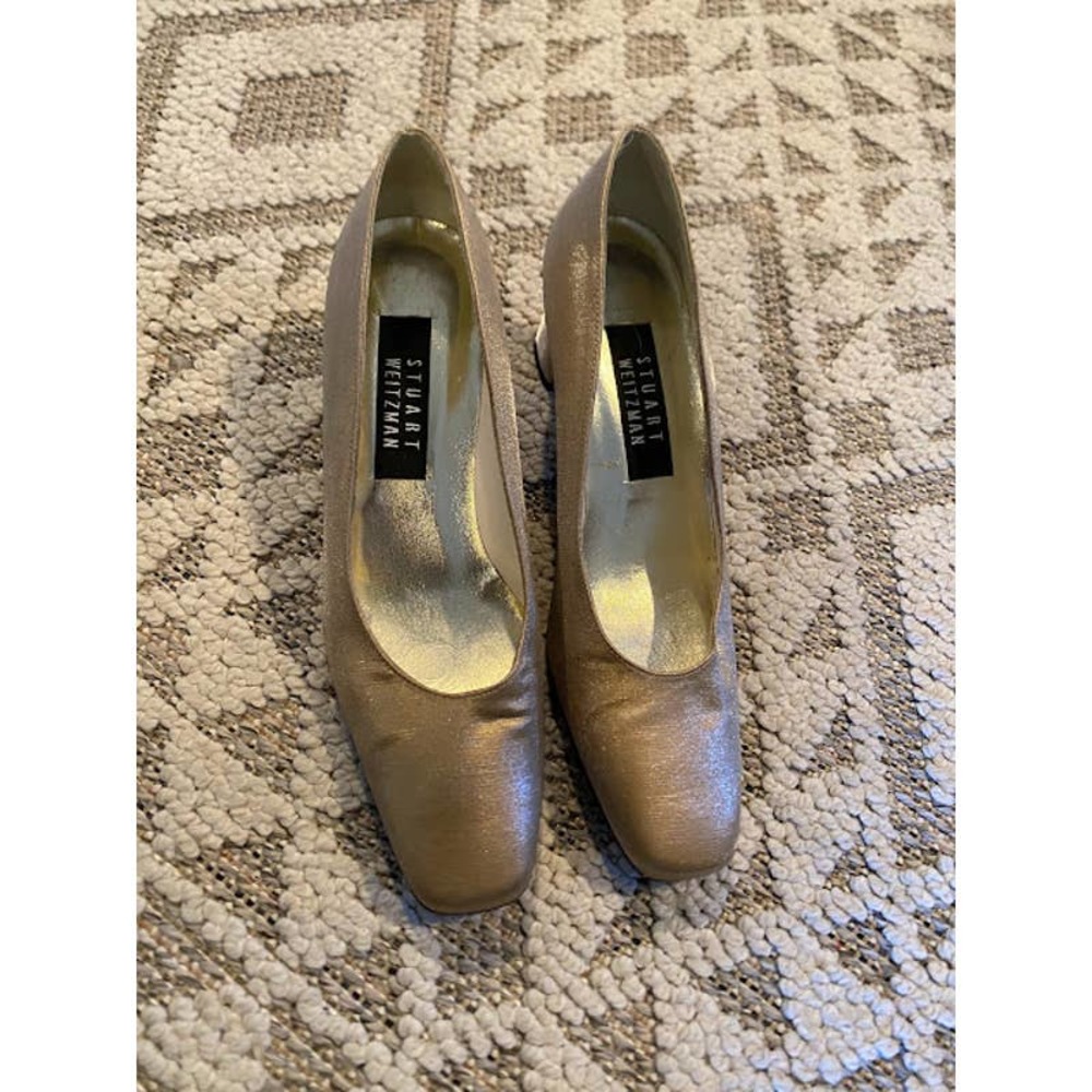 Stuart Weitzman Gold Shimmer Block Heel, Size 7 1… - image 2